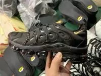 basket nike air vapormax plus pas cher black yellow